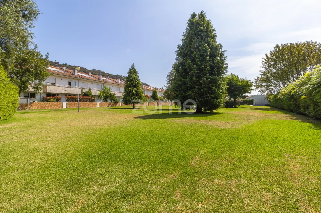 Moradia T5 para Venda em Antas Foto 6