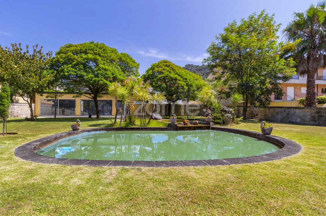 Moradia T5 para Venda em Antas Foto 8