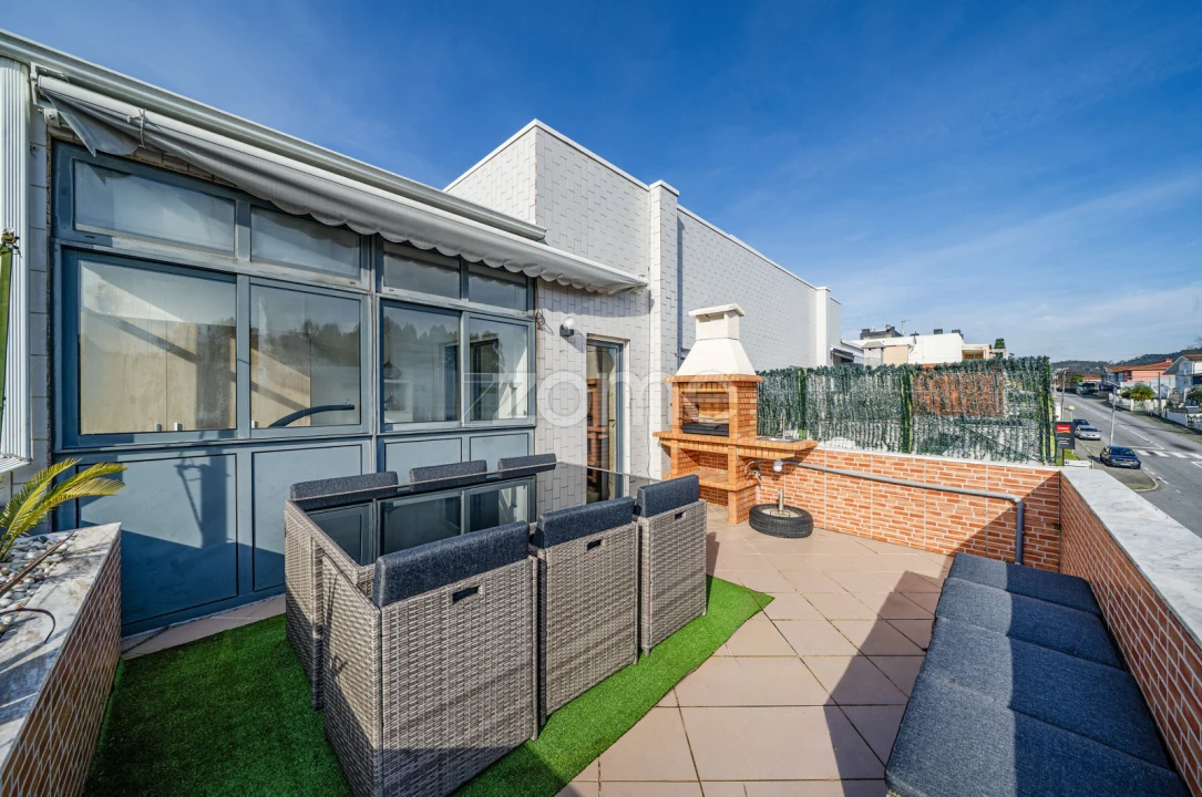 Apartamento T2 para Venda em Landim Foto 20