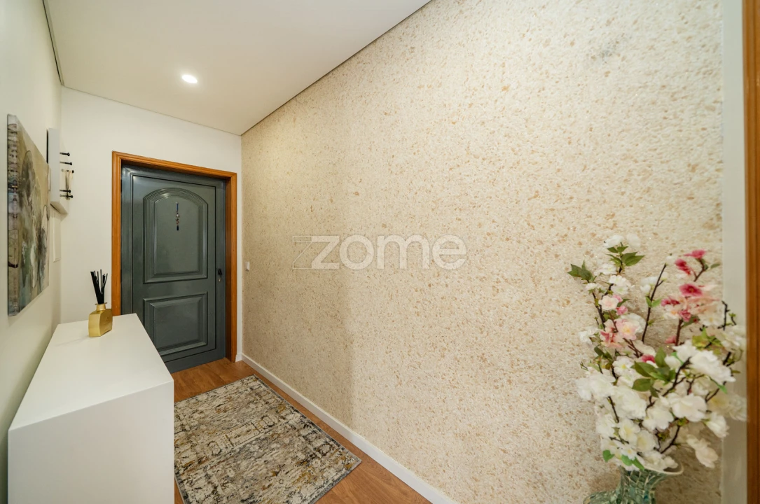 Apartamento T2 para Venda em Landim Foto 9