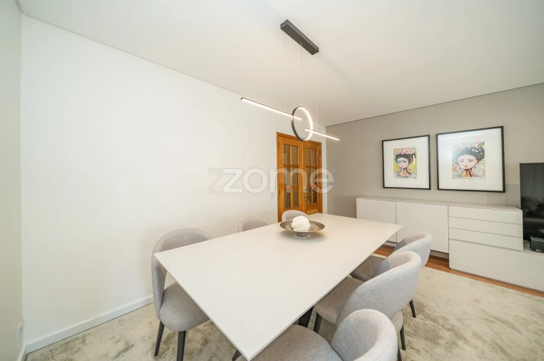 Apartamento T2 para Venda em Landim Foto 14