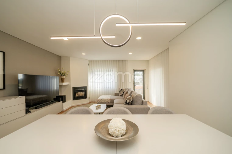 Apartamento T2 para Venda em Landim Foto 16