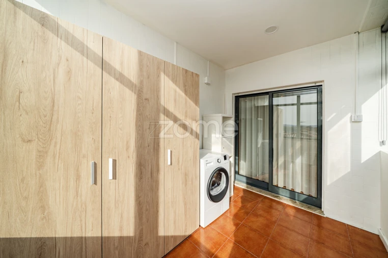 Apartamento T2 para Venda em Landim Foto 24