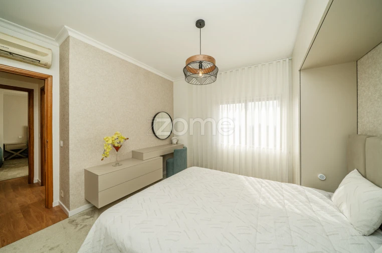 Apartamento T2 para Venda em Landim Foto 35