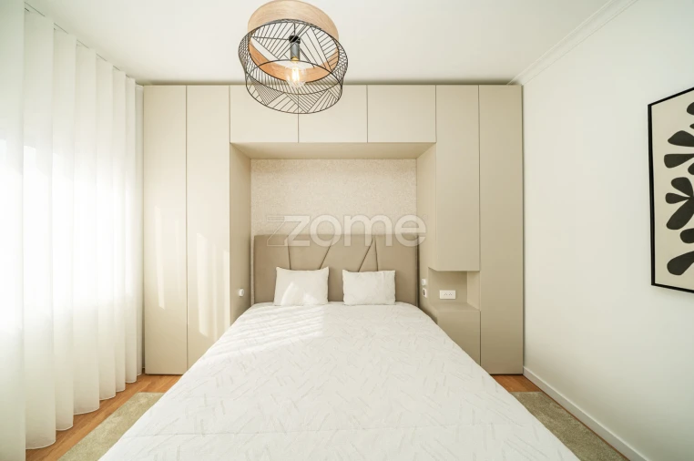 Apartamento T2 para Venda em Landim Foto 36