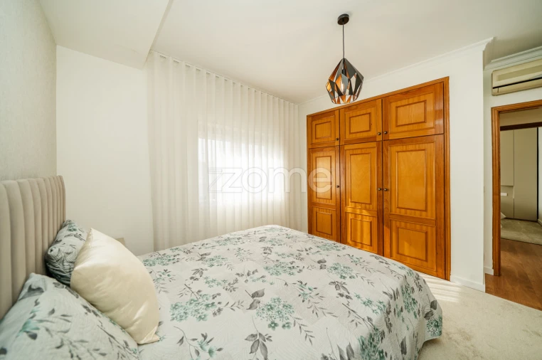 Apartamento T2 para Venda em Landim Foto 42