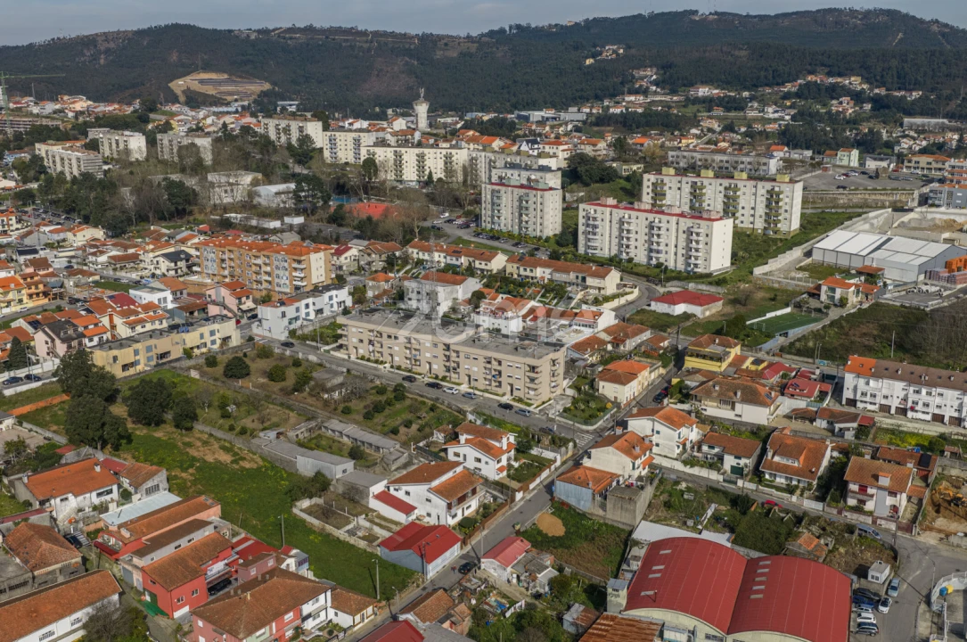 Apartamento T2 para Venda em Fânzeres e São Pedro da Cova Foto 22