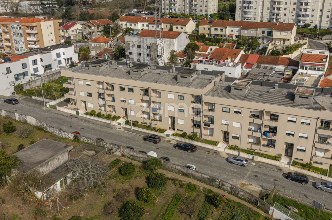 Apartamento T2 para Venda em Fânzeres e São Pedro da Cova Foto 20