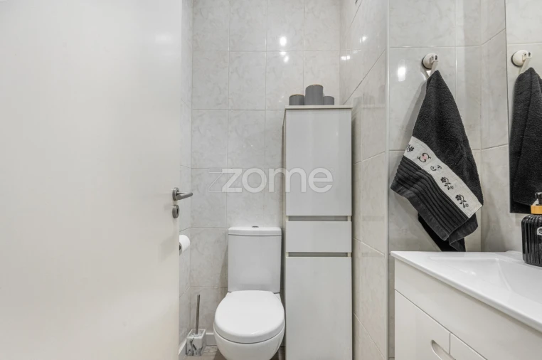 Apartamento T2 para Venda em Fânzeres e São Pedro da Cova Foto 11