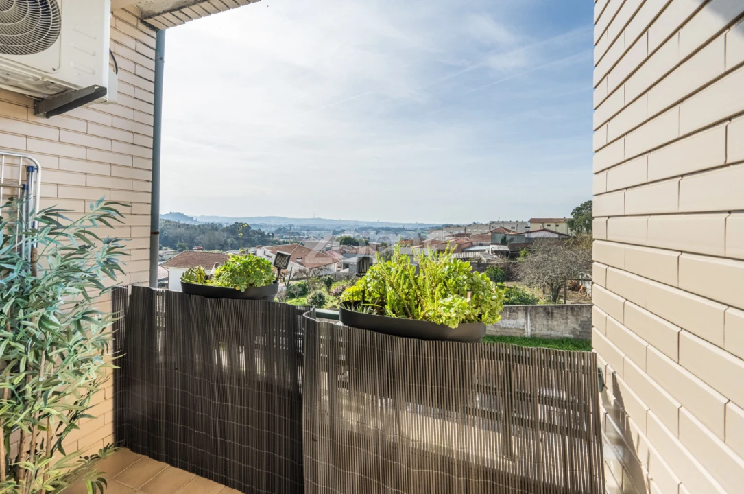 Apartamento T2 para Venda em Fânzeres e São Pedro da Cova Foto 13