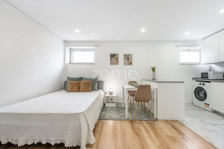 Apartamento T1 para Venda em Lordelo do Ouro e Massarelos Foto 6