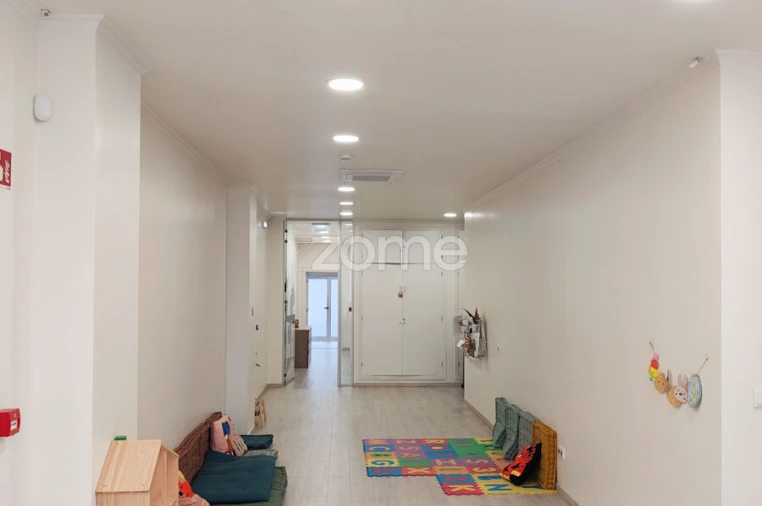 Negócio para Trespasse em Cedofeita, Santo Ildefonso, Sé, Miragaia, São Nicolau e Vitória Foto 2