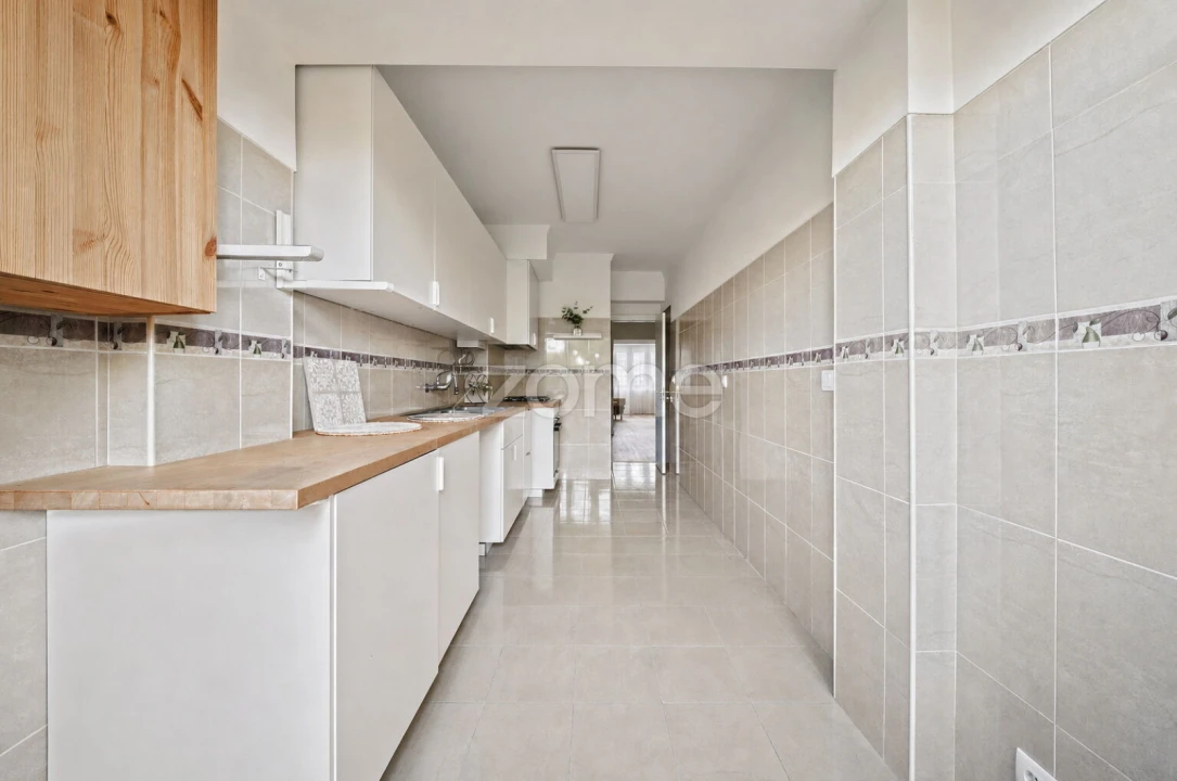 Apartamento T3 para Venda em Carcavelos e Parede Foto 12