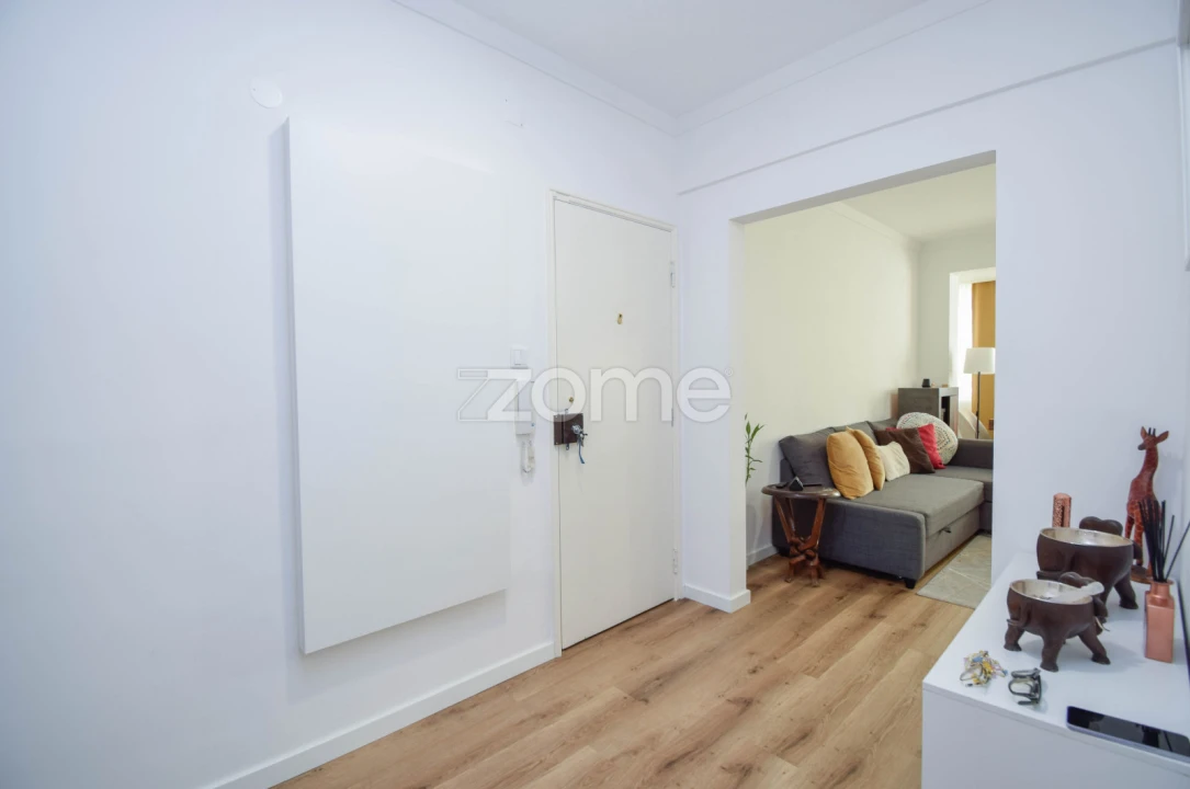 Apartamento T3 para Venda em São Domingos de Rana Foto 15