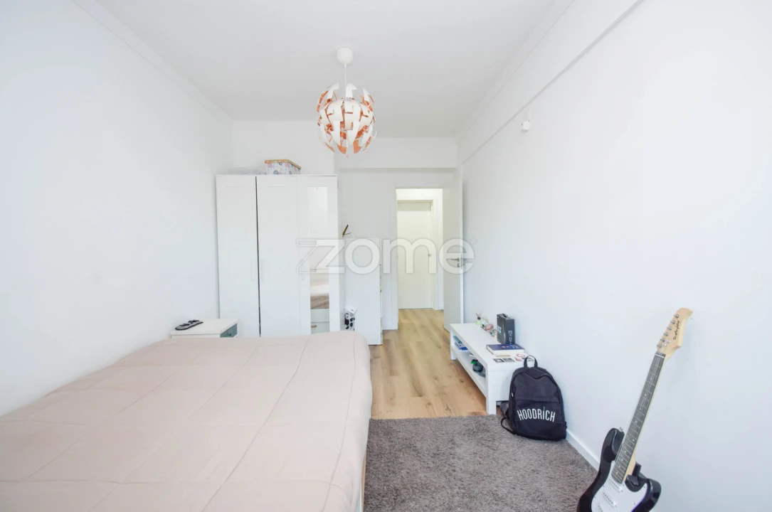 Apartamento T3 para Venda em São Domingos de Rana Foto 17