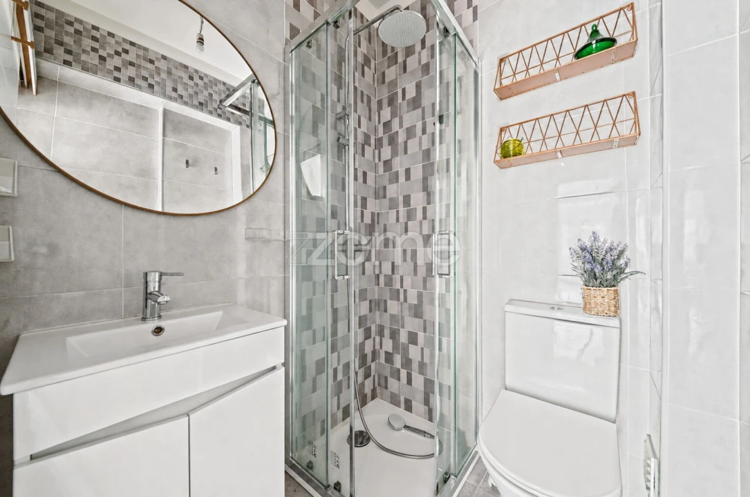Apartamento T3 para Venda em Carcavelos e Parede Foto 5