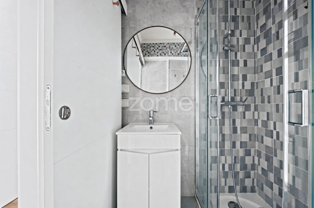 Apartamento T3 para Venda em Carcavelos e Parede Foto 26