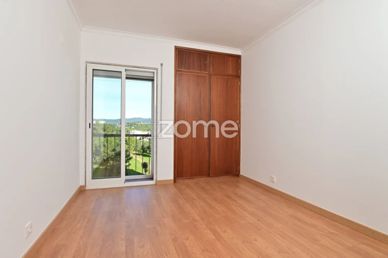 Apartamento T3 para Arrendamento em Alcabideche Foto 14
