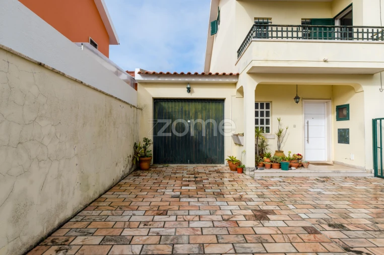 Moradia T4 para Venda em Carcavelos e Parede Foto 36