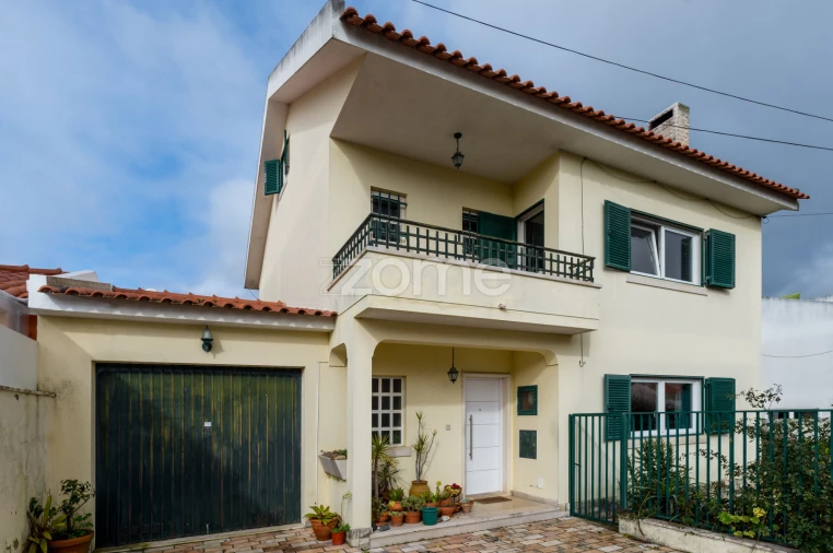 Moradia T4 para Venda em Carcavelos e Parede Foto 5