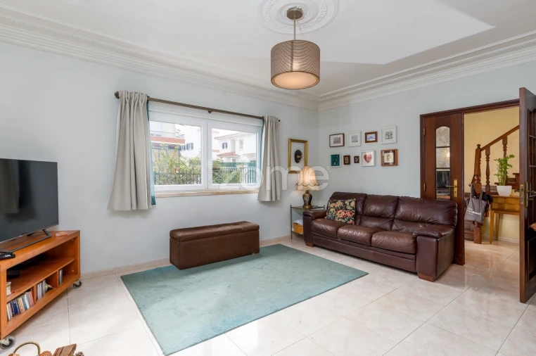 Moradia T4 para Venda em Carcavelos e Parede Foto 6