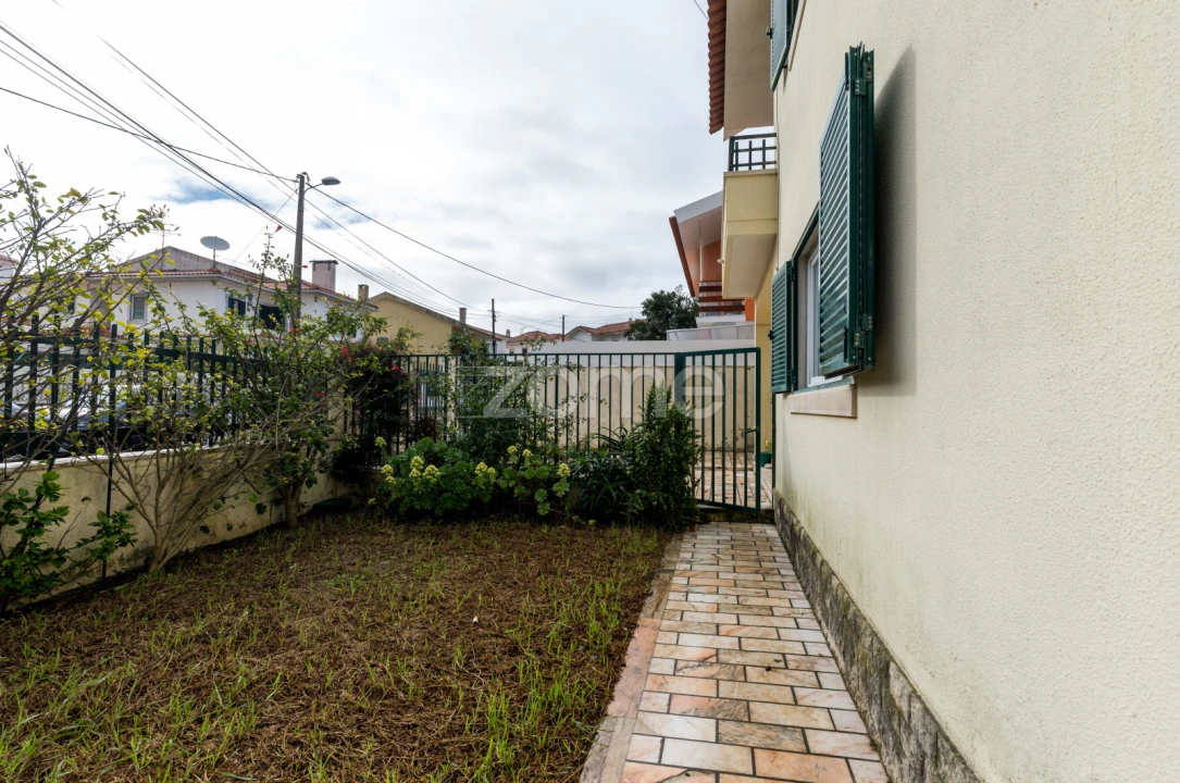 Moradia T4 para Venda em Carcavelos e Parede Foto 31