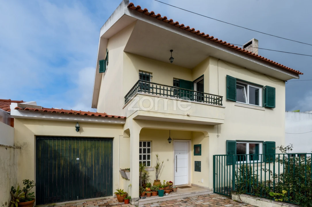 Moradia T4 para Venda em Carcavelos e Parede Foto 5