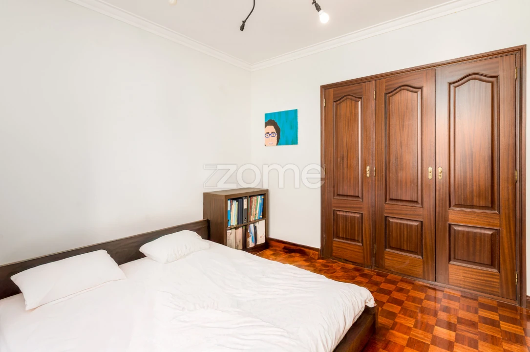 Moradia T4 para Venda em Carcavelos e Parede Foto 14