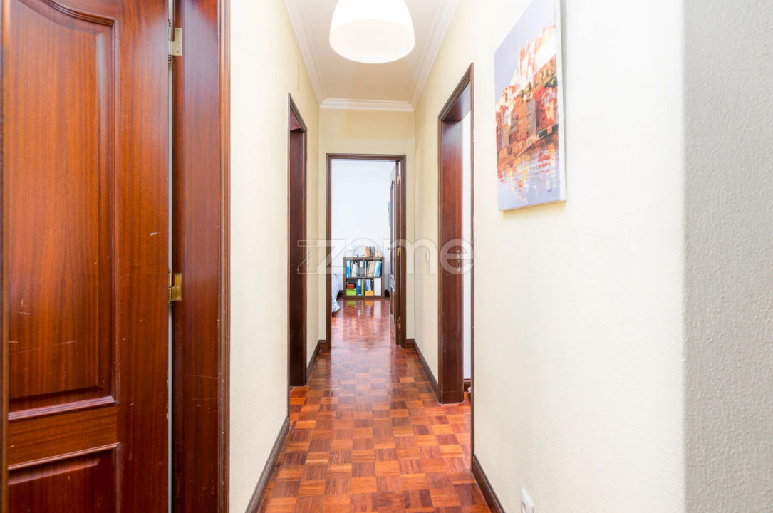 Moradia T4 para Venda em Carcavelos e Parede Foto 18