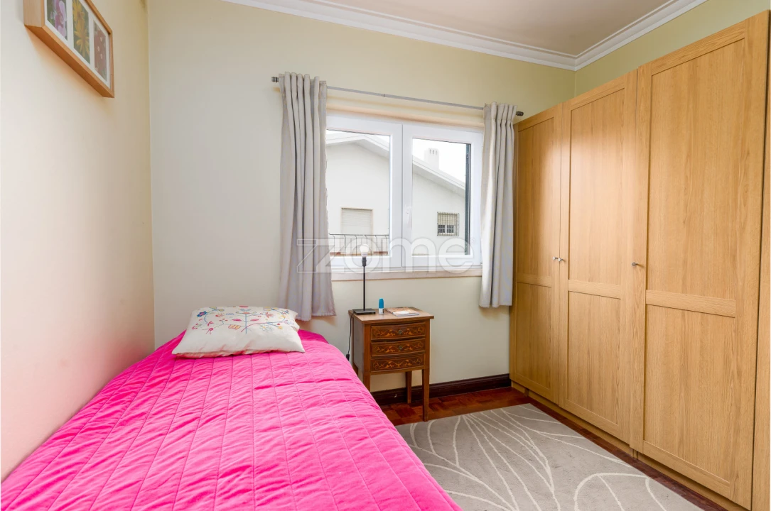 Moradia T4 para Venda em Carcavelos e Parede Foto 22