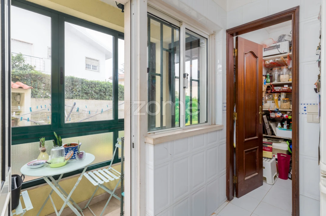 Moradia T4 para Venda em Carcavelos e Parede Foto 10