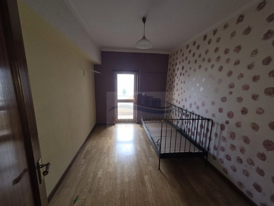 Apartamento T3 para Venda em Carregado e Cadafais Foto 10