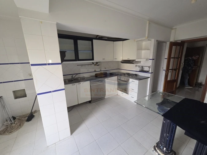 Apartamento T3 para Venda em Carregado e Cadafais Foto 14