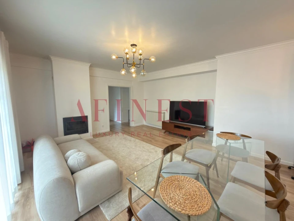 Apartamento T2 para Arrendamento em Santa Maria e São Miguel, São Martinho, São Pedro Penaferrim Foto 4