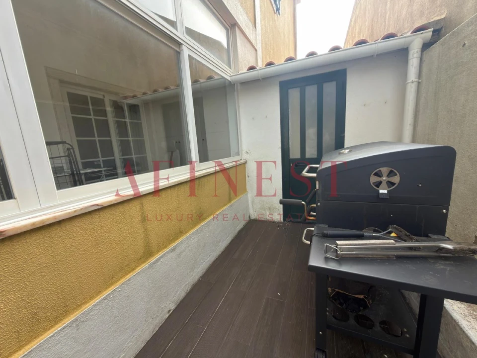 Apartamento T2 para Arrendamento em Santa Maria e São Miguel, São Martinho, São Pedro Penaferrim Foto 35