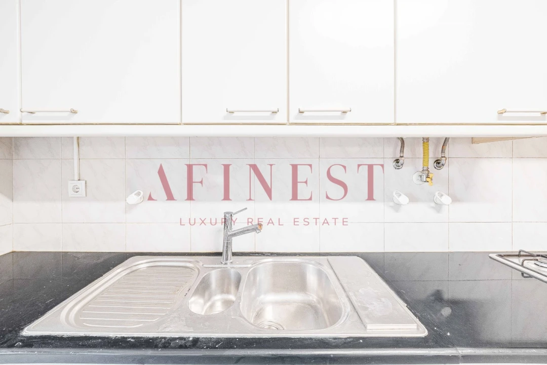 Apartamento T5 para Arrendamento em Alvalade Foto 11