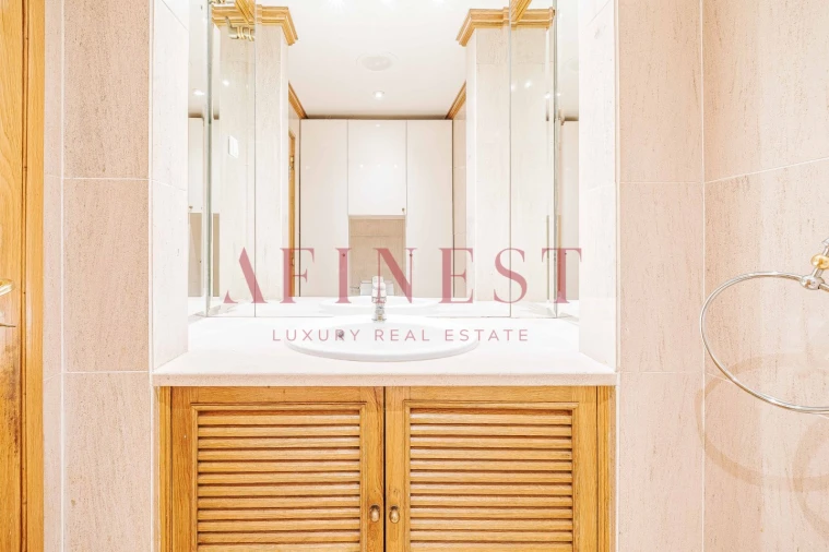 Apartamento T5 para Arrendamento em Alvalade Foto 28