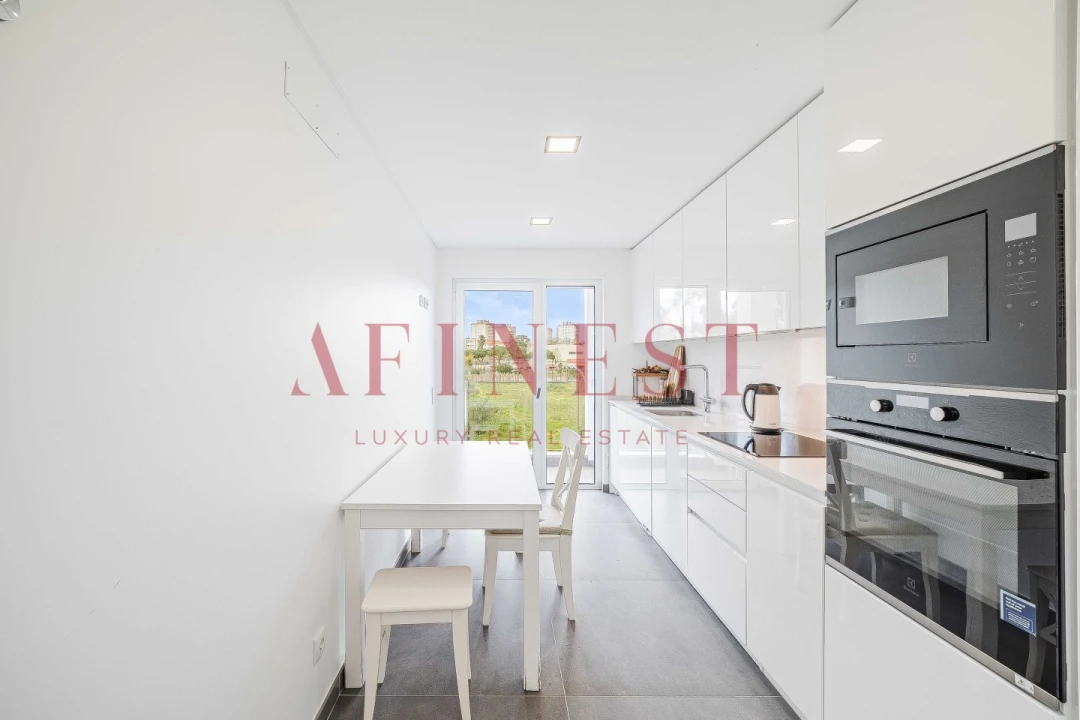 Apartamento T3 para Arrendamento em Carcavelos e Parede Foto 11