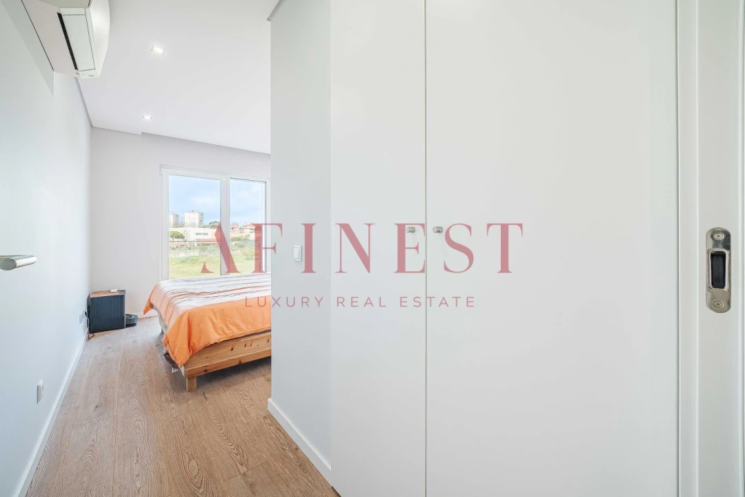 Apartamento T3 para Arrendamento em Carcavelos e Parede Foto 29