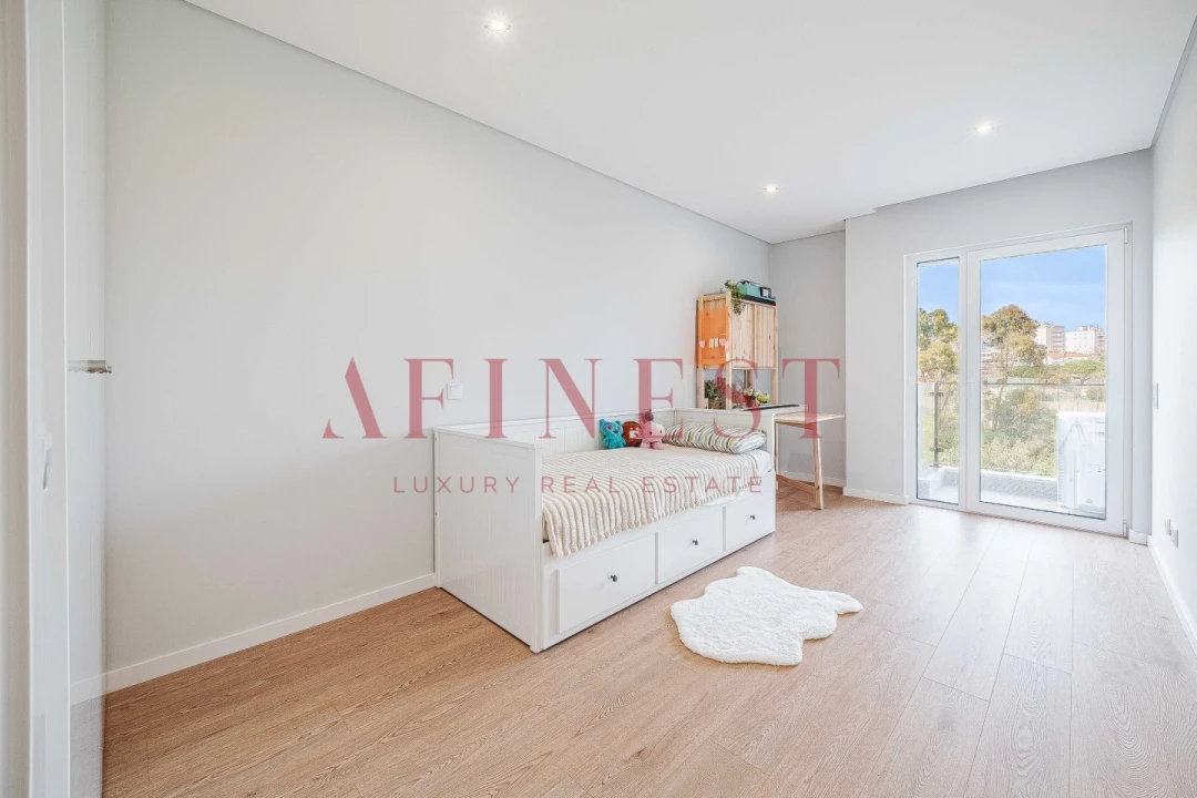 Apartamento T3 para Arrendamento em Carcavelos e Parede Foto 33