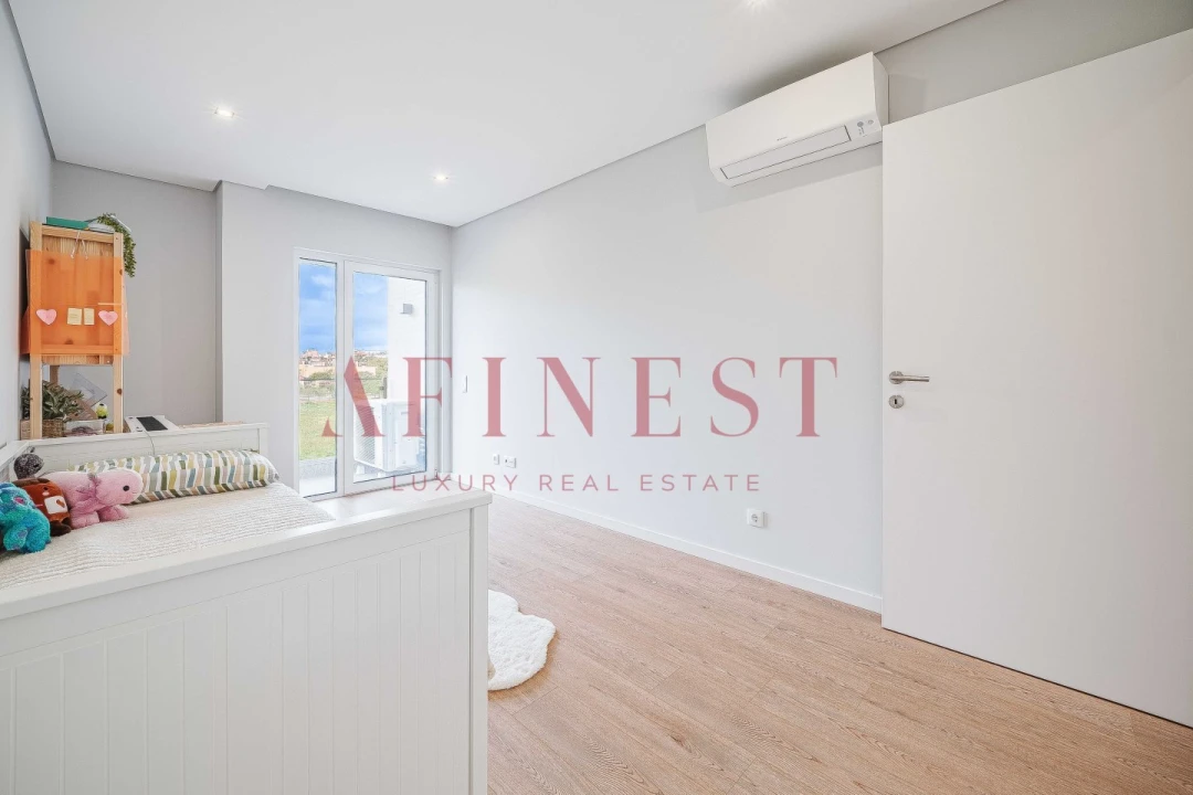 Apartamento T3 para Arrendamento em Carcavelos e Parede Foto 34