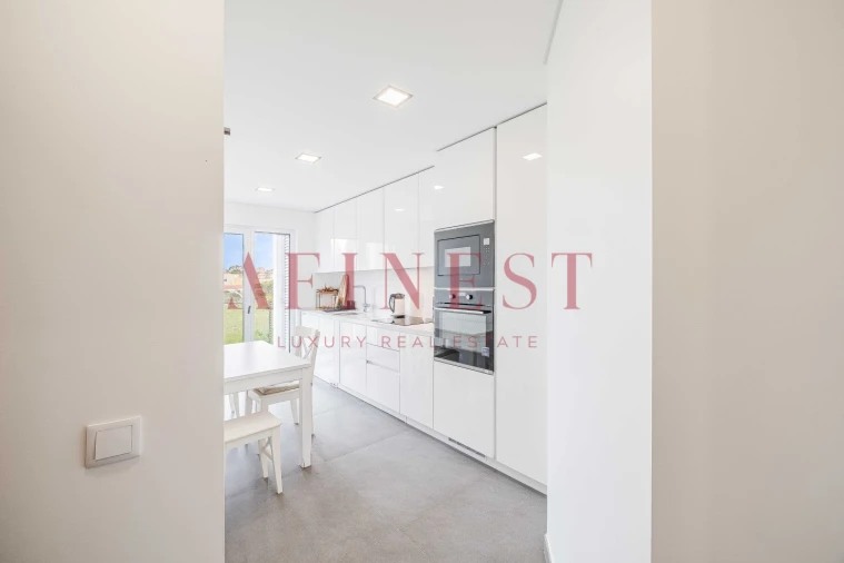 Apartamento T3 para Arrendamento em Carcavelos e Parede Foto 9