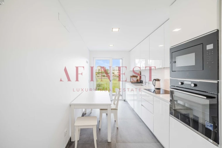 Apartamento T3 para Arrendamento em Carcavelos e Parede Foto 11