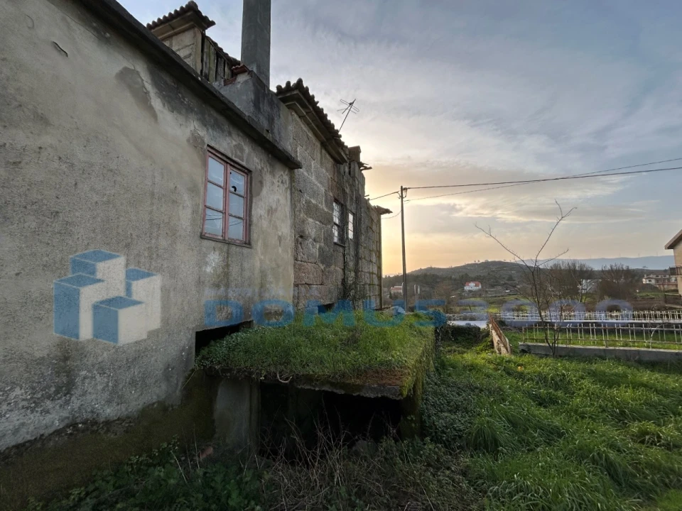 Moradia para Venda em Mouçós e Lamares Foto 3