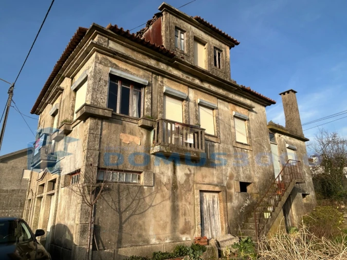 Moradia para Venda em Mouçós e Lamares Foto 1