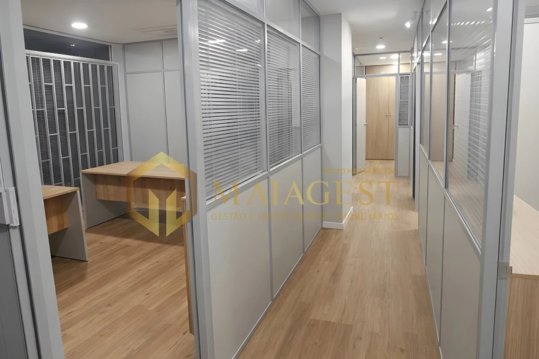 Escritório para Arrendamento em Rio Tinto Foto 2