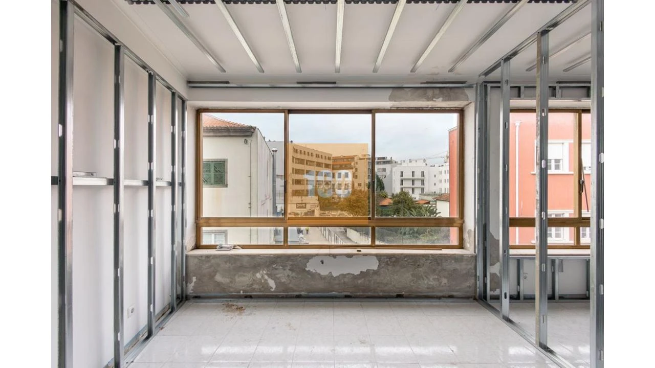 Apartamento T1 para Venda em Cedofeita, Santo Ildefonso, Sé, Miragaia, São Nicolau e Vitória Foto 15