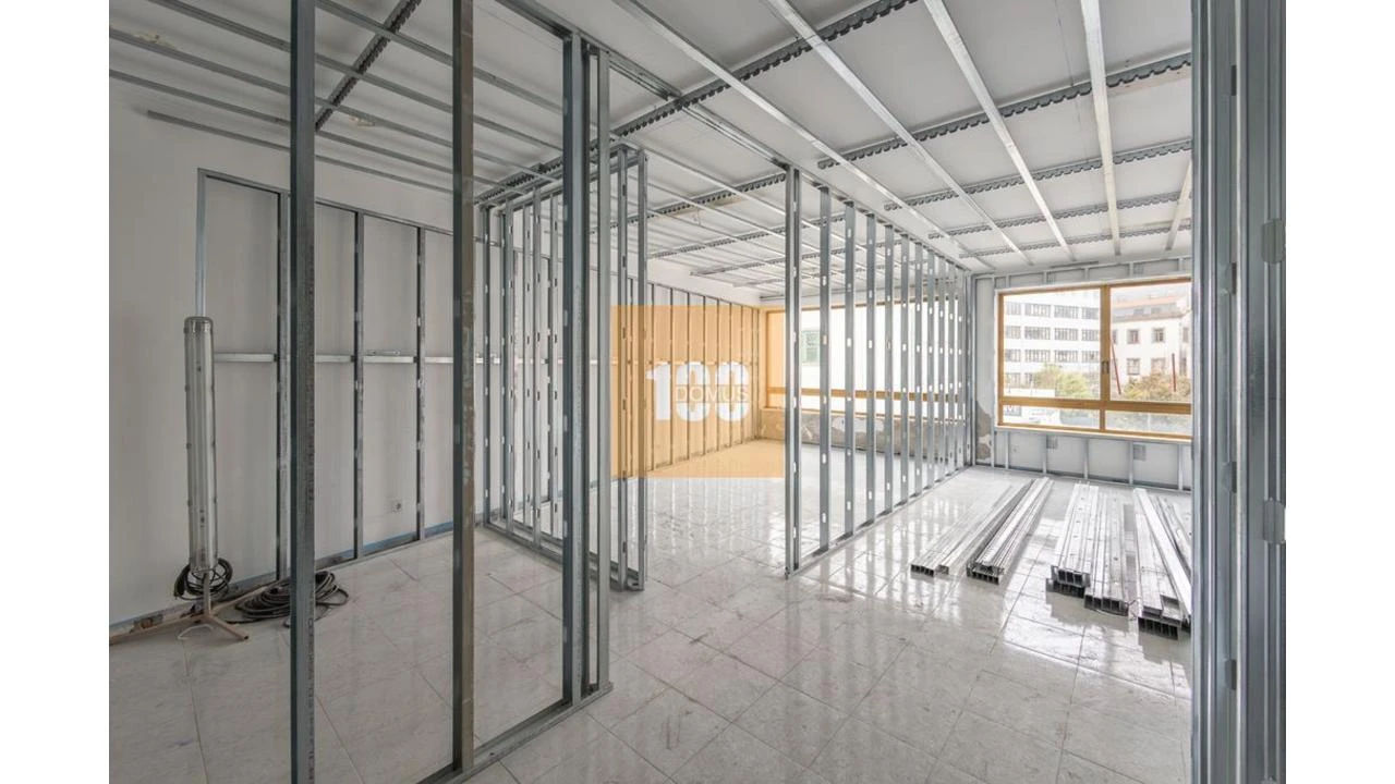 Apartamento T1 para Venda em Cedofeita, Santo Ildefonso, Sé, Miragaia, São Nicolau e Vitória Foto 18