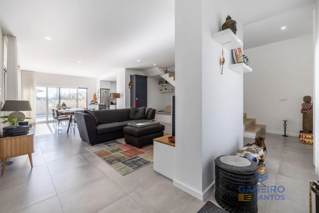 Moradia T4 para Venda em Tornada e Salir do Porto Foto 14