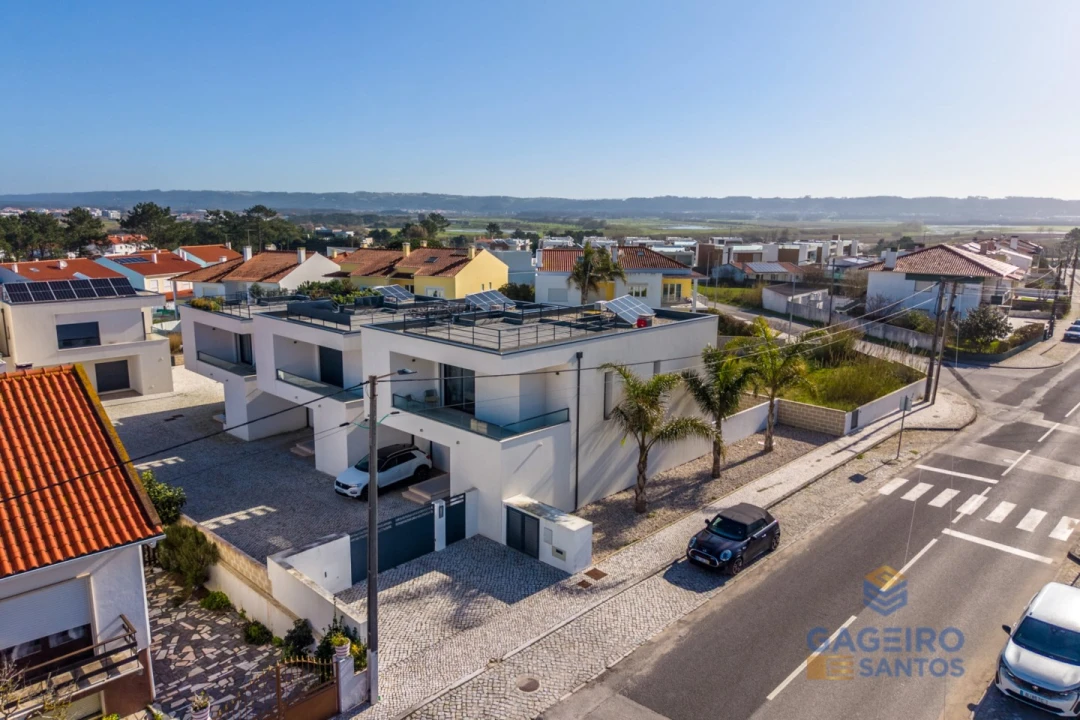 Moradia T4 para Venda em Tornada e Salir do Porto Foto 54